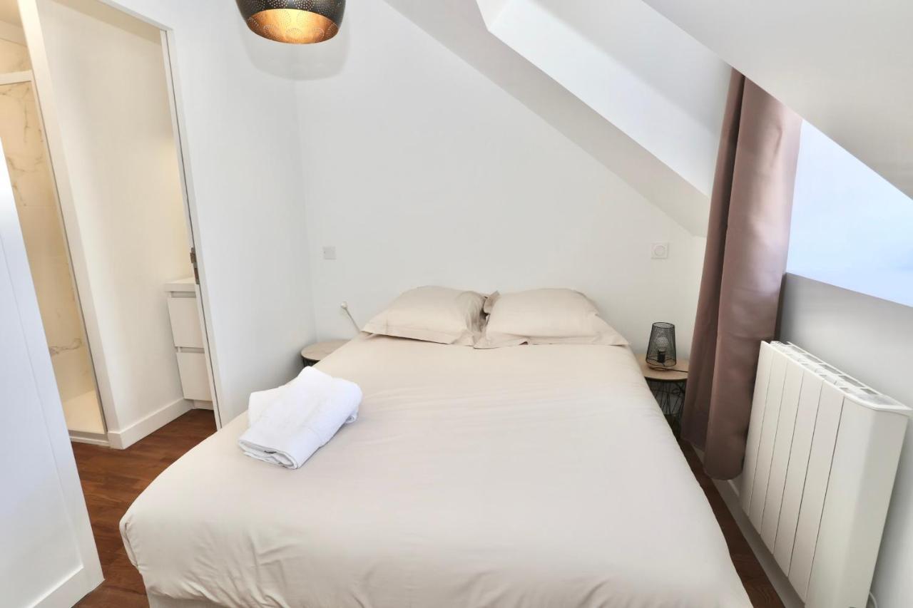 Napoleon Gare 8 T2 Dernier Etage Bylocly Apartamento Pontivy Exterior foto